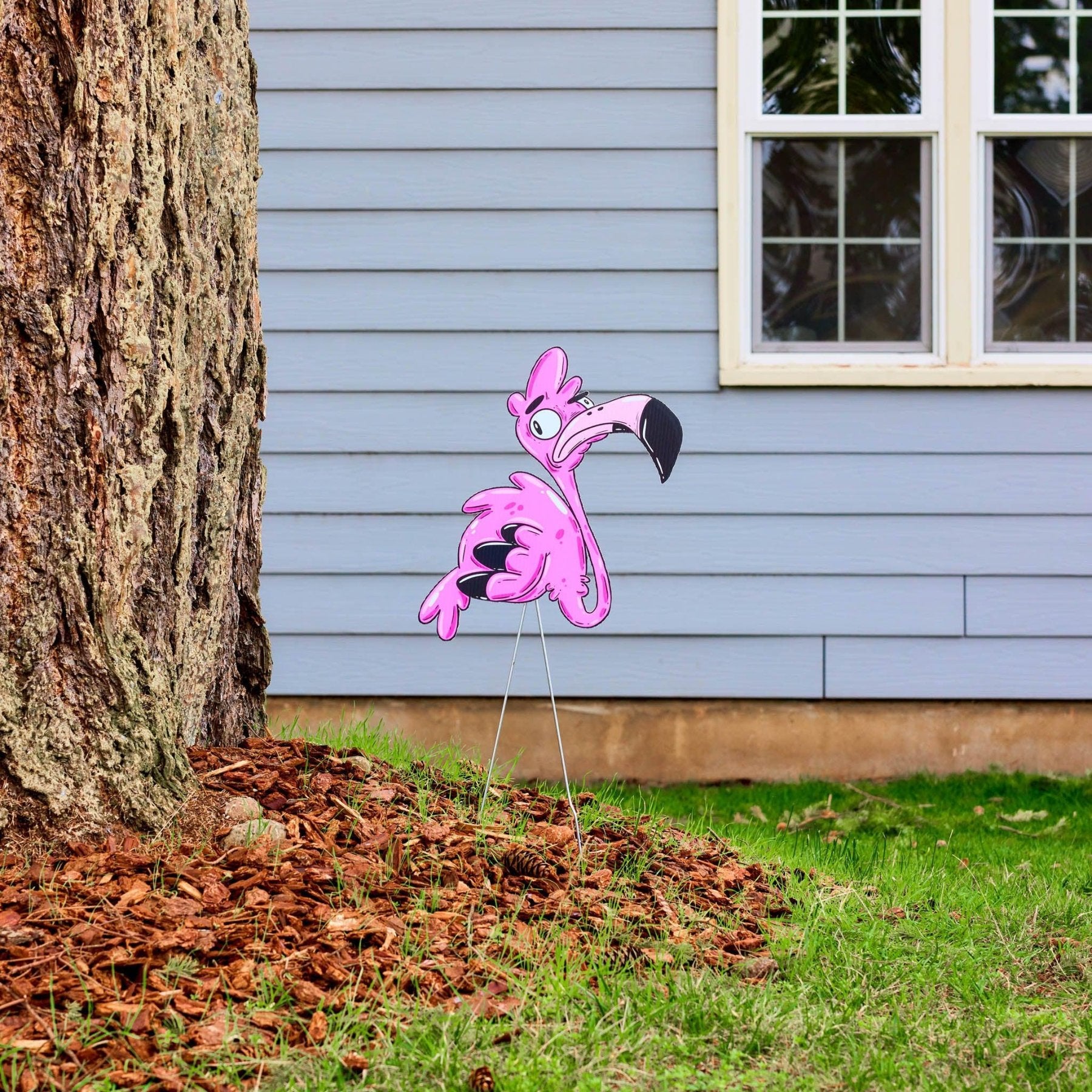 Flamingo "Flint" | Yard Decoration - Mike Bennett Studios