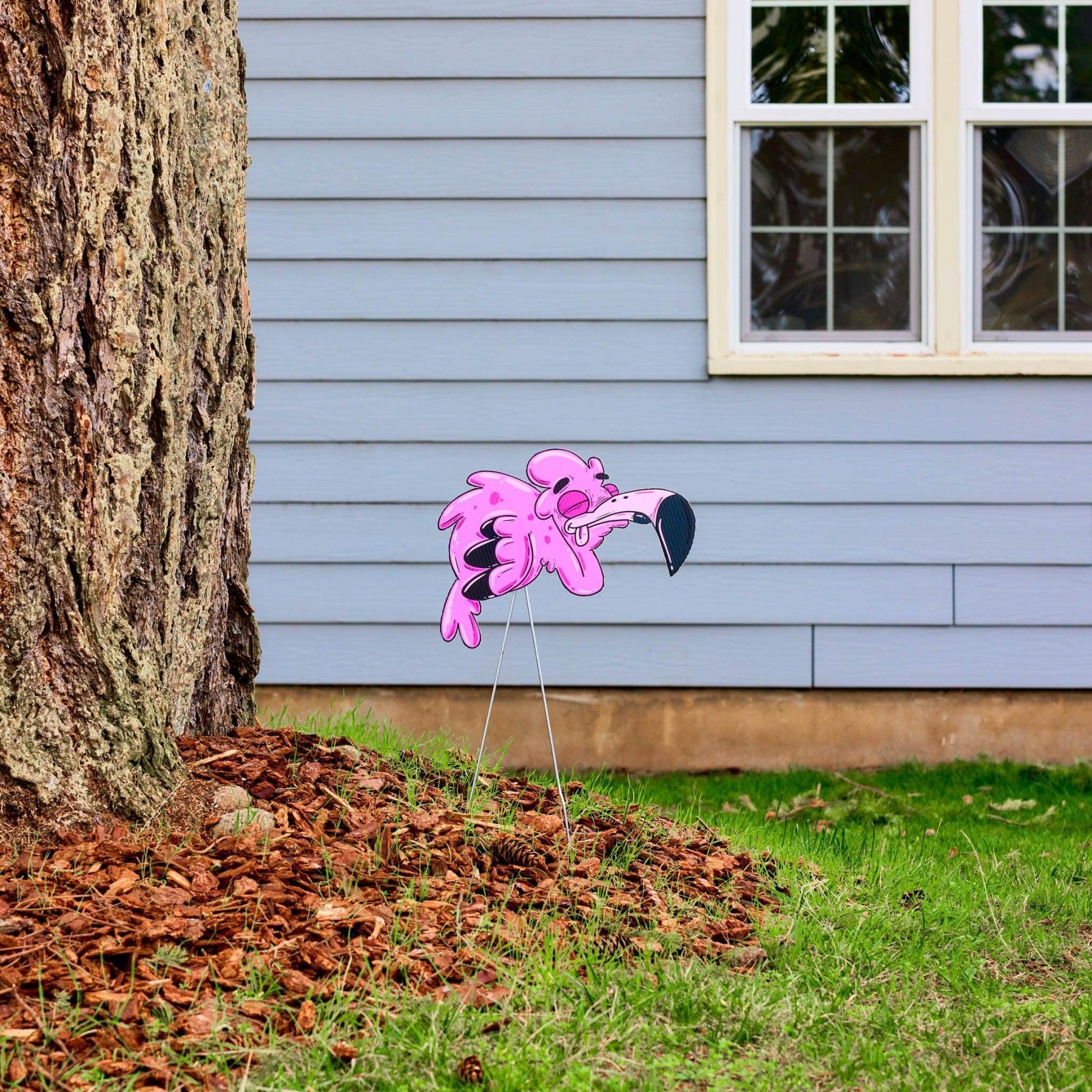 Flamingo "Emberly" | Yard Decoration - Mike Bennett Studios